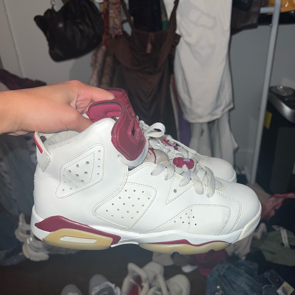 jordan 6 retro maroon